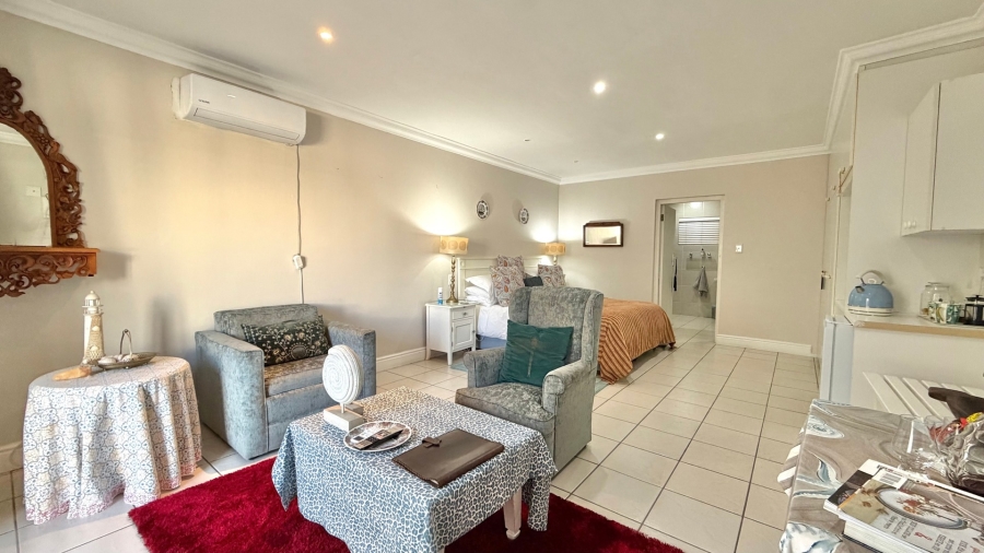 6 Bedroom Property for Sale in Gordons Bay Village Western Cape